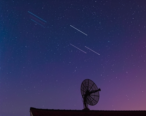 Starlink и космическая программа Илона Маска: спутниковый интернет для всех