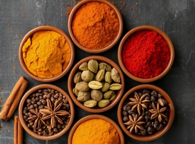 Специи: гид по пряностям мира для домашней кухни
